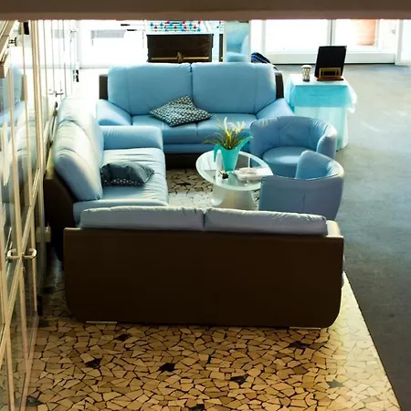 Jolie Hotell 3*