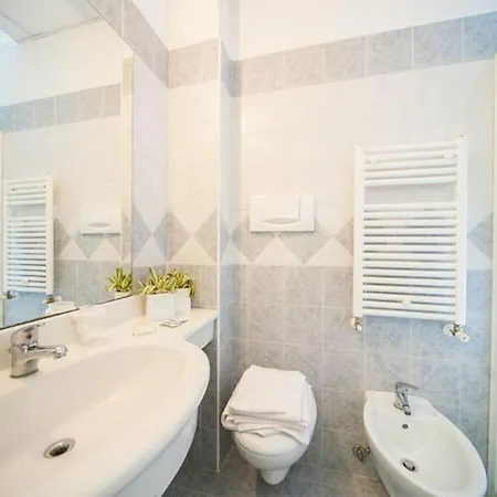 Jana Hotel 3*