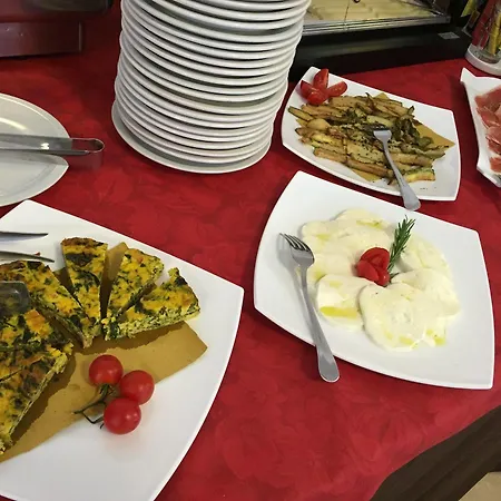 Stresa Римини