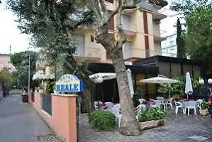 Отель Reale 3*