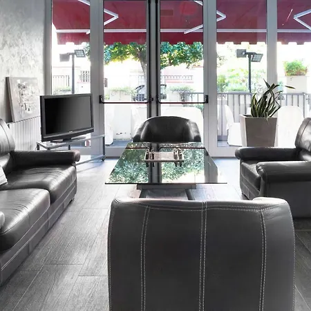 Saxon Hotel 3*