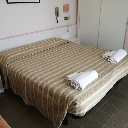Rosy Hotel Rimini
