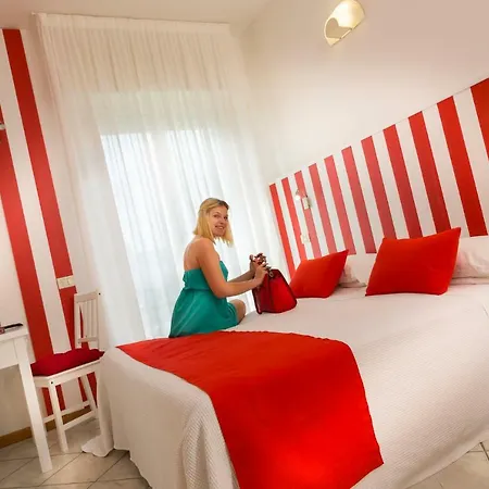 Hotel Acquario 3*