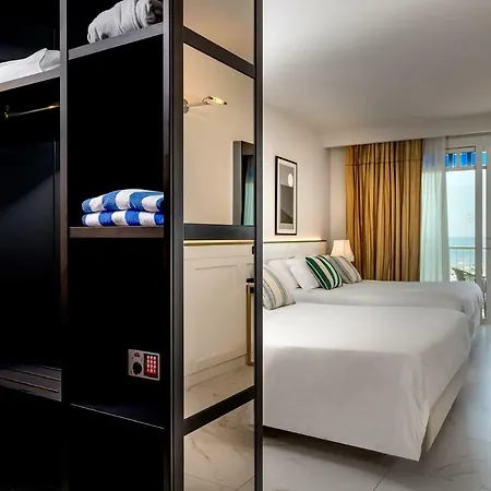 Savoia 4* Ρίμινι