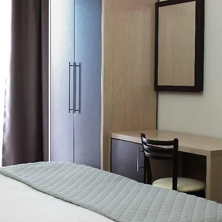 C-hotels Aiglon Отель 3*