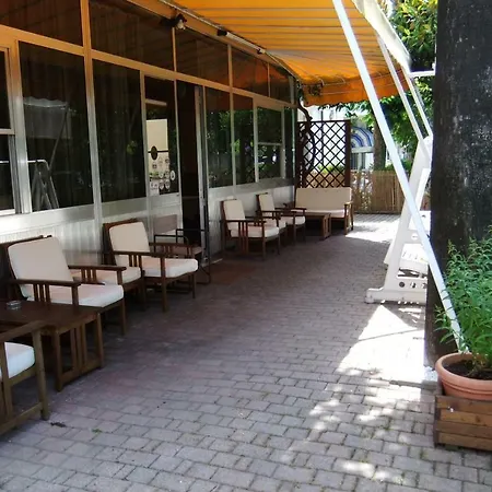 Hotel Villalma *