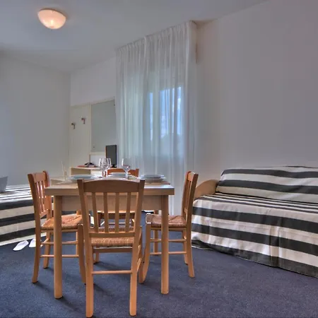 Hotel apartamentowy Divina 3*