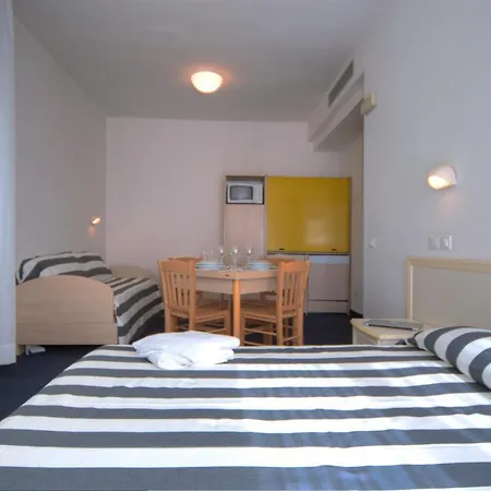 Hotel apartamentowy Divina Rimini