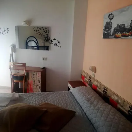 Galles Otel 3*