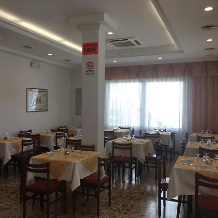 Hotel Rinaldini 2*