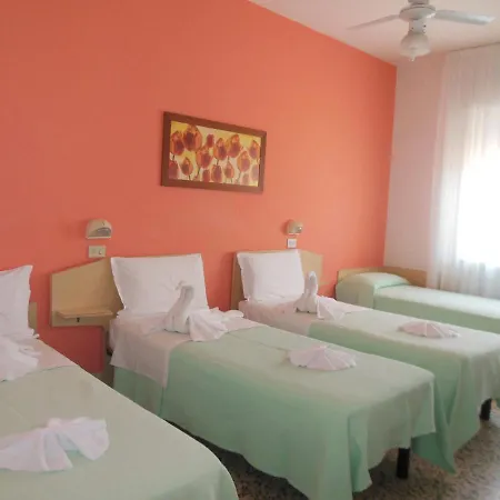 Edy Hotel 2*