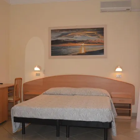 Hotel Karin Marebello