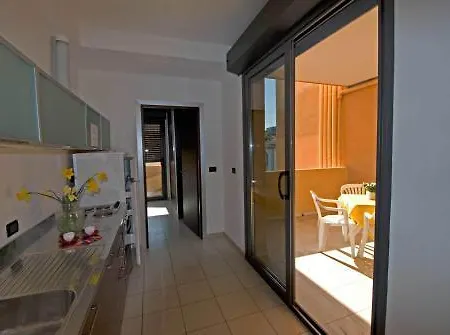Domus 4* Rimini