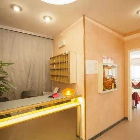 Manola Hotel 3*