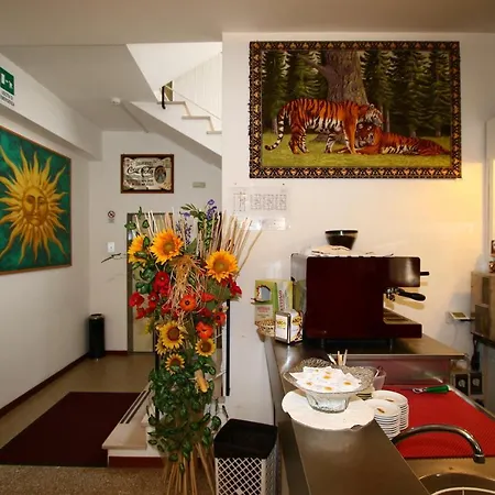 Arena Hotel 3*