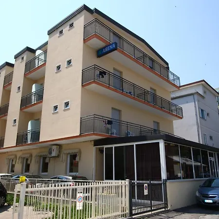 Arena Hotel 3*