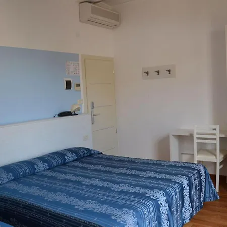 Hotel Arena 3*