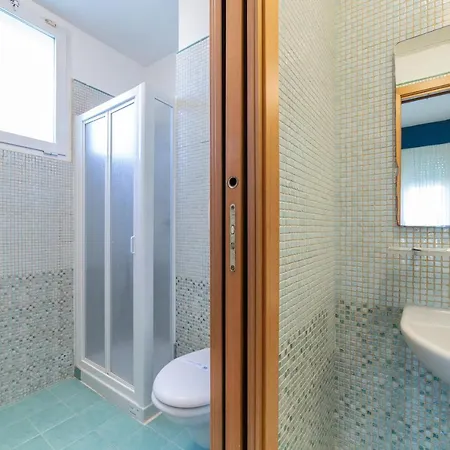Residenza Melucci * Римини