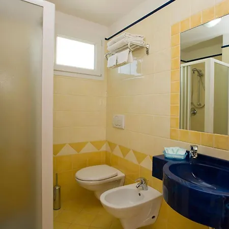 Arena Hotel 3*