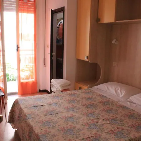 Hotel Fiorella *