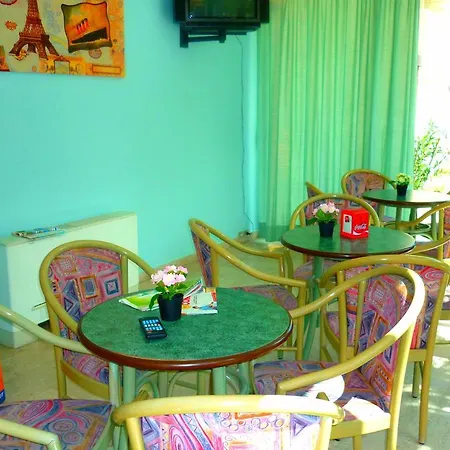 Hotel Maena 2*