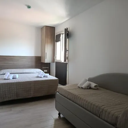 מלון Bed & Book *