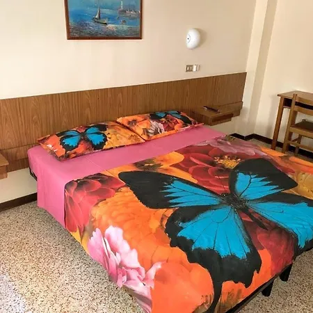 Amalfi Hotel