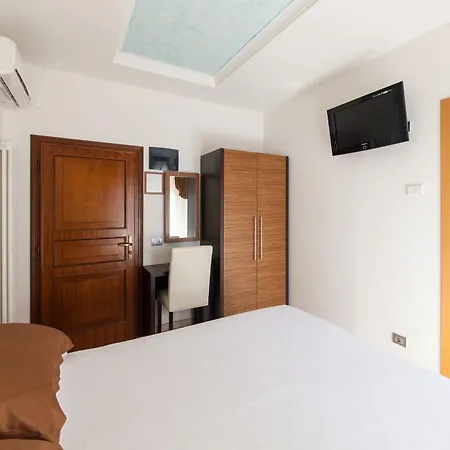Hotel Palos 3*