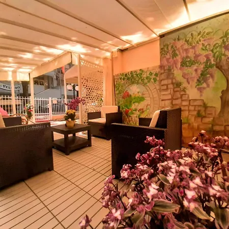 Hotel Amalfi 2*