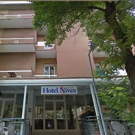 Nives Rimini