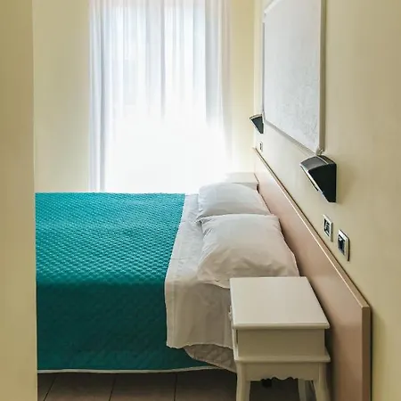 Liana Hotel