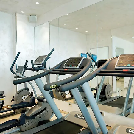 Hotel Mercure Artis 4*