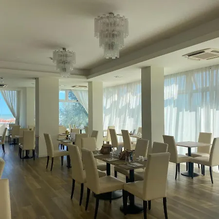Hotel Aristeo