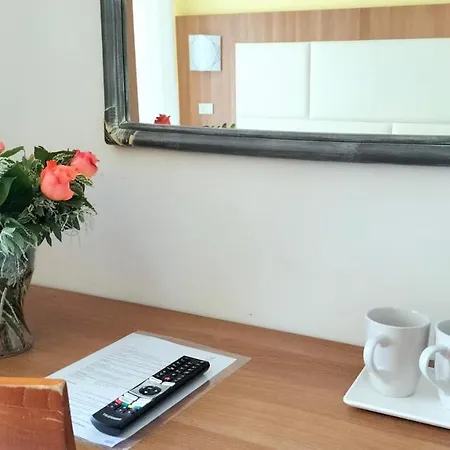 Ξενοδοχείο Aura Living