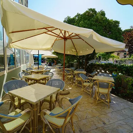 Dasamo - Dada Hotel