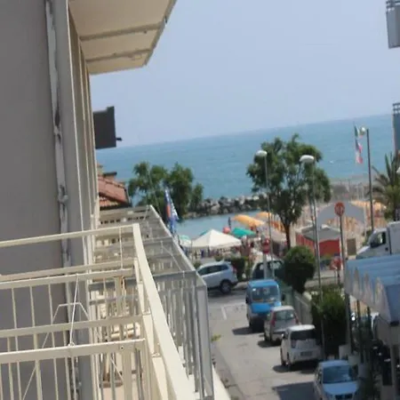 Hotel Mon Reve Hotel 3*