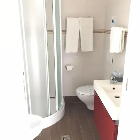 Perla Verde 3*