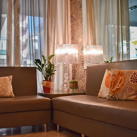 Dear Hotel 3*