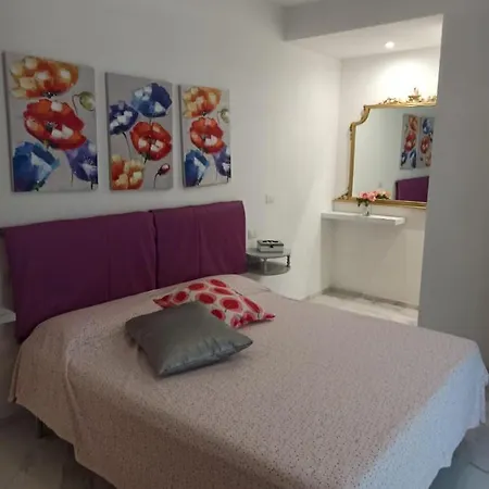 Kris Apartment Rimini