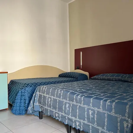 Fellini Hotell 3*