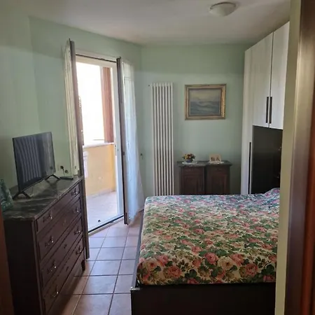 Rosy Apartment