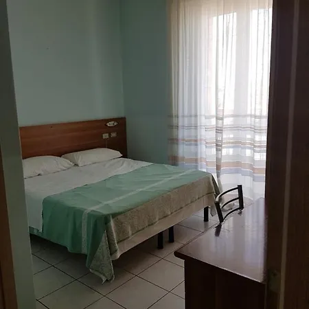 Acapulco Hotel 3*