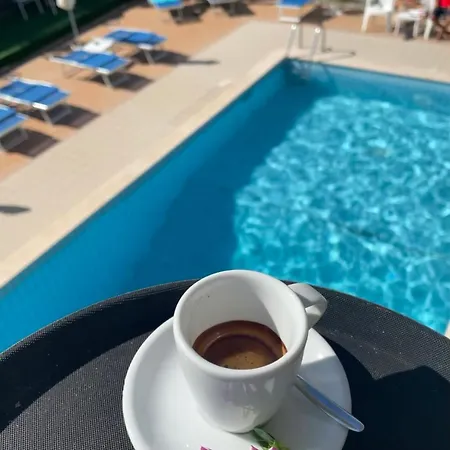 Apogeo - Breakfast Experience Hotel