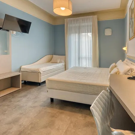 Augustus 3* Rimini