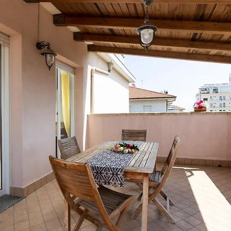 Tre Trilo&suites 2* Rimini