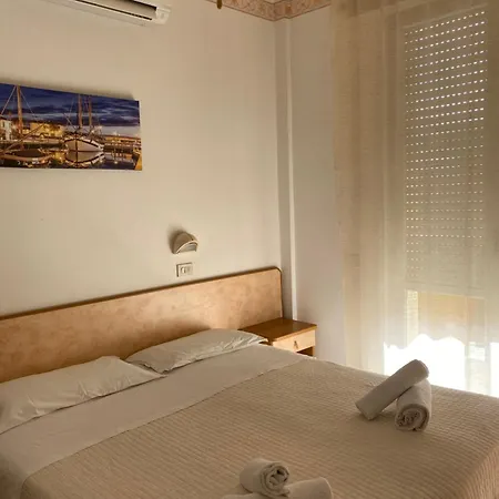 Hotel Anny 2*