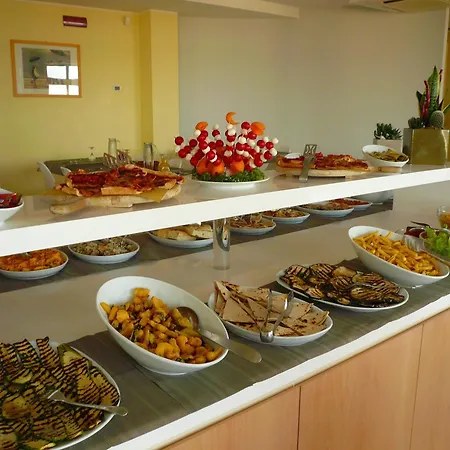 Hotel Iones 3*