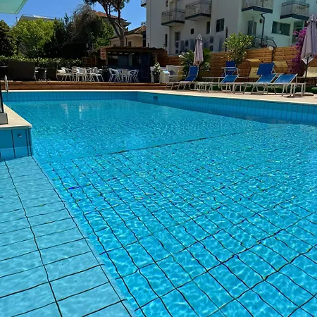 Hotel Apogeo - Breakfast Experience 3*