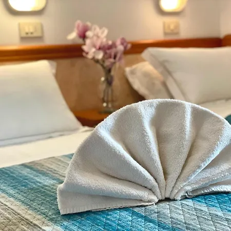 Crystal Nuova Gestione 2025 Hotel