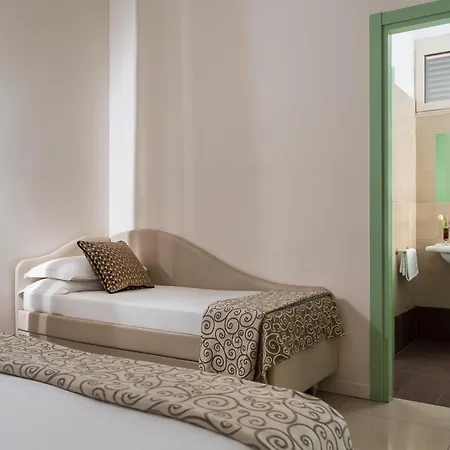Calypso- Marina Centro Hotel 3*